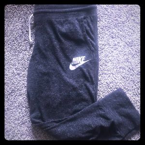 Nike Crop Sweat Pant